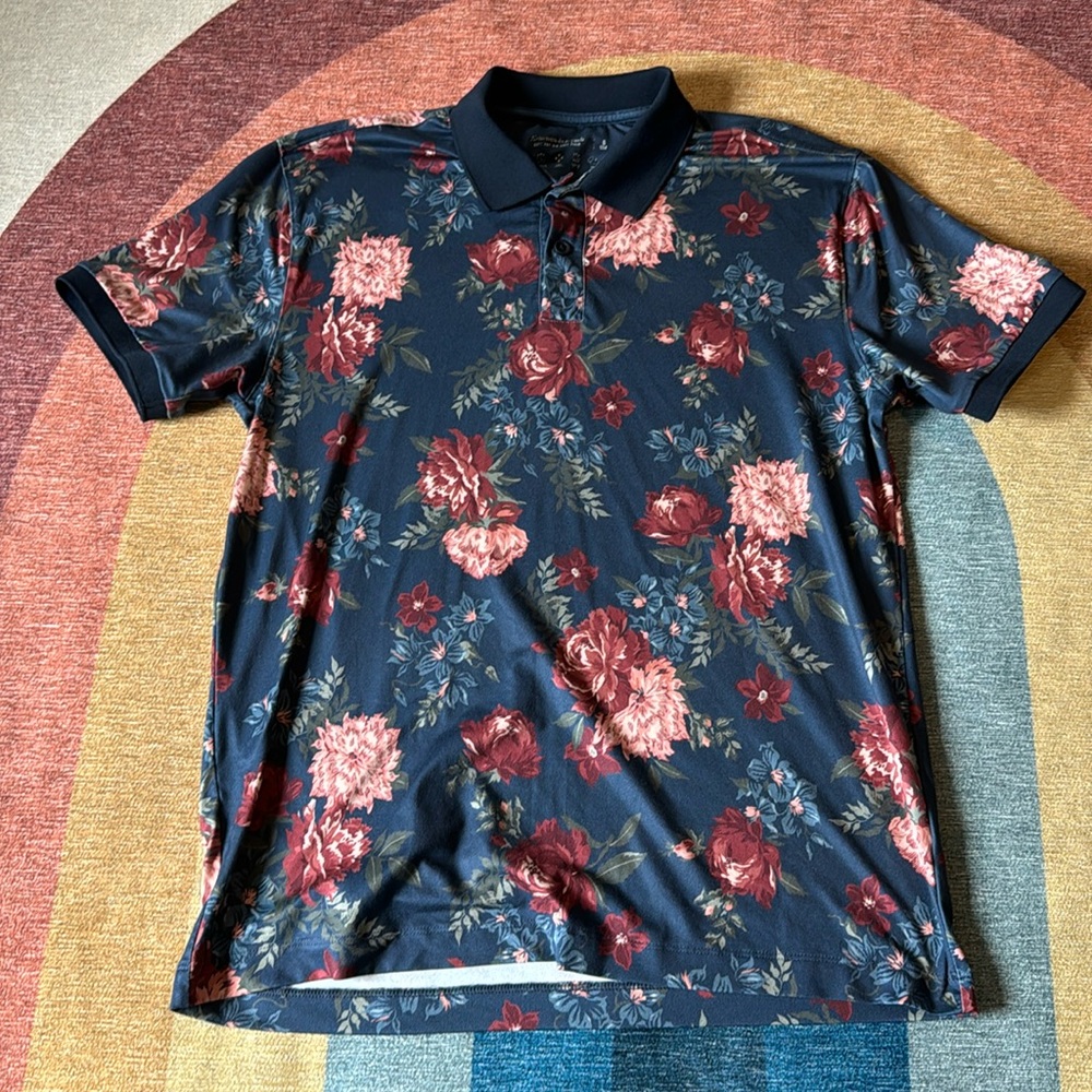 A&F Soft Air Knit Polo, size S, navy floral pattern.